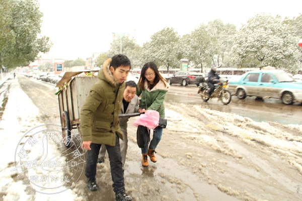 �߳���������