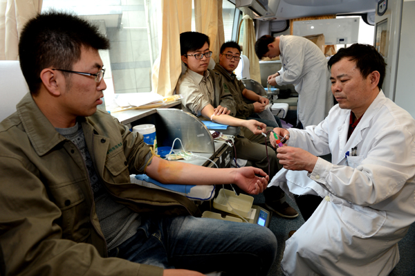 ���ݹ����Ա���޳���Ѫ��������Ű���