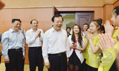 ʡί����ı���ר��������Խ����У����