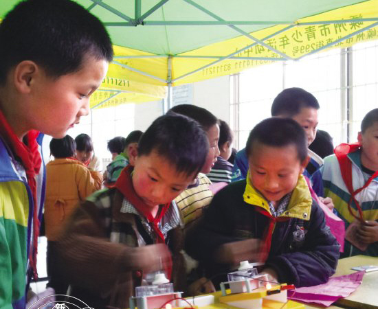 ������ذ�һ���С� �߽�����������ѧУ