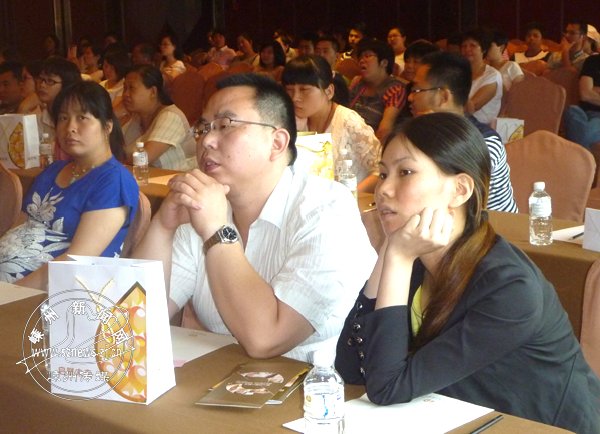 �и���Ժ��չ������ר�⽲��