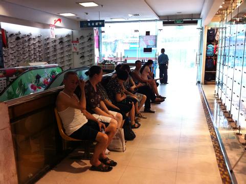 ���Ĺ��緢��������:Ϊ¶����ҵ����������