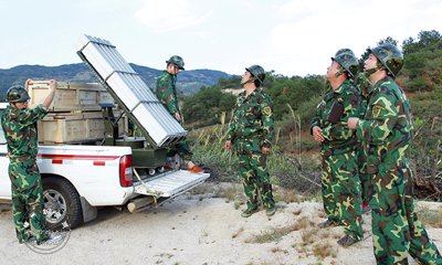 �����Խ���ʱ��չ�˹�����