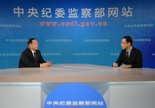 ��8��Ԫ�д��Ѿ����д���˭?