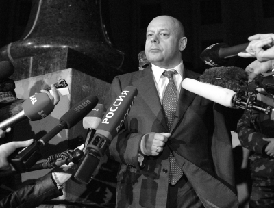 ����̸���޹� ���жϹ�����Ȼ��