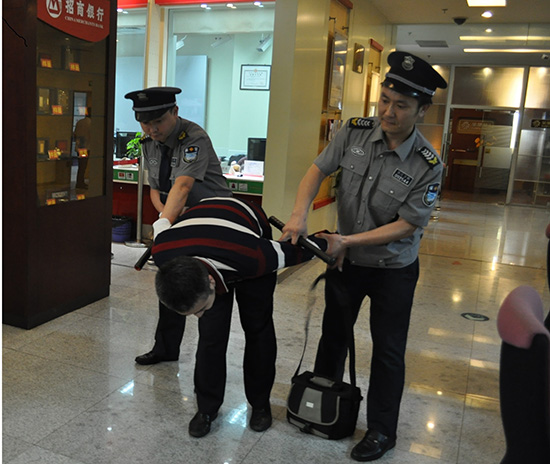 ������������֧�п�չ����������