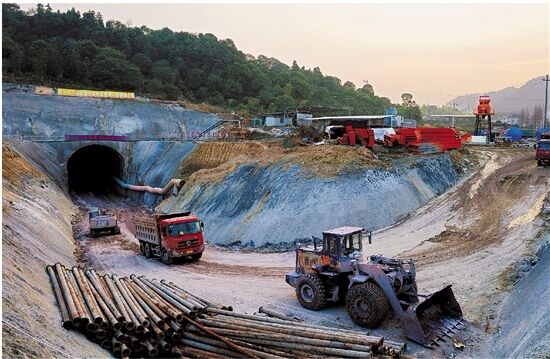 �������̴��ڲ�ͣ������̨�ȵ�..