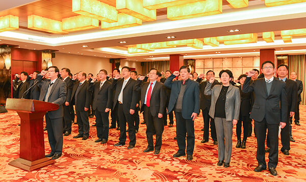 ���˴�ί���ٿ��䷢��������