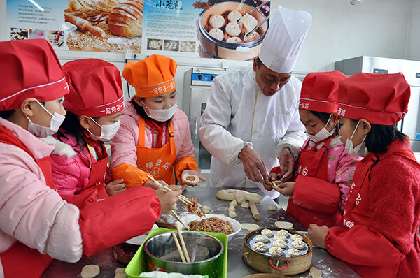 ��СС��ʳ�š����� 30λС����ѧ��С����