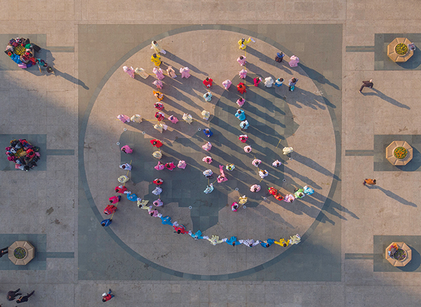 ��λԽ�Խ������Ļ