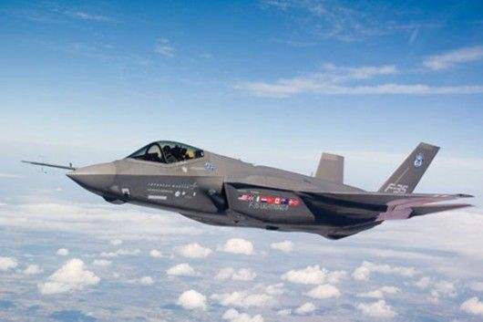 ɹF-35ս3Ѯ˵׶