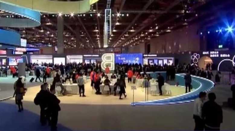 ������ó��Ͷ�ʶԽӻ��ɺ�������200��